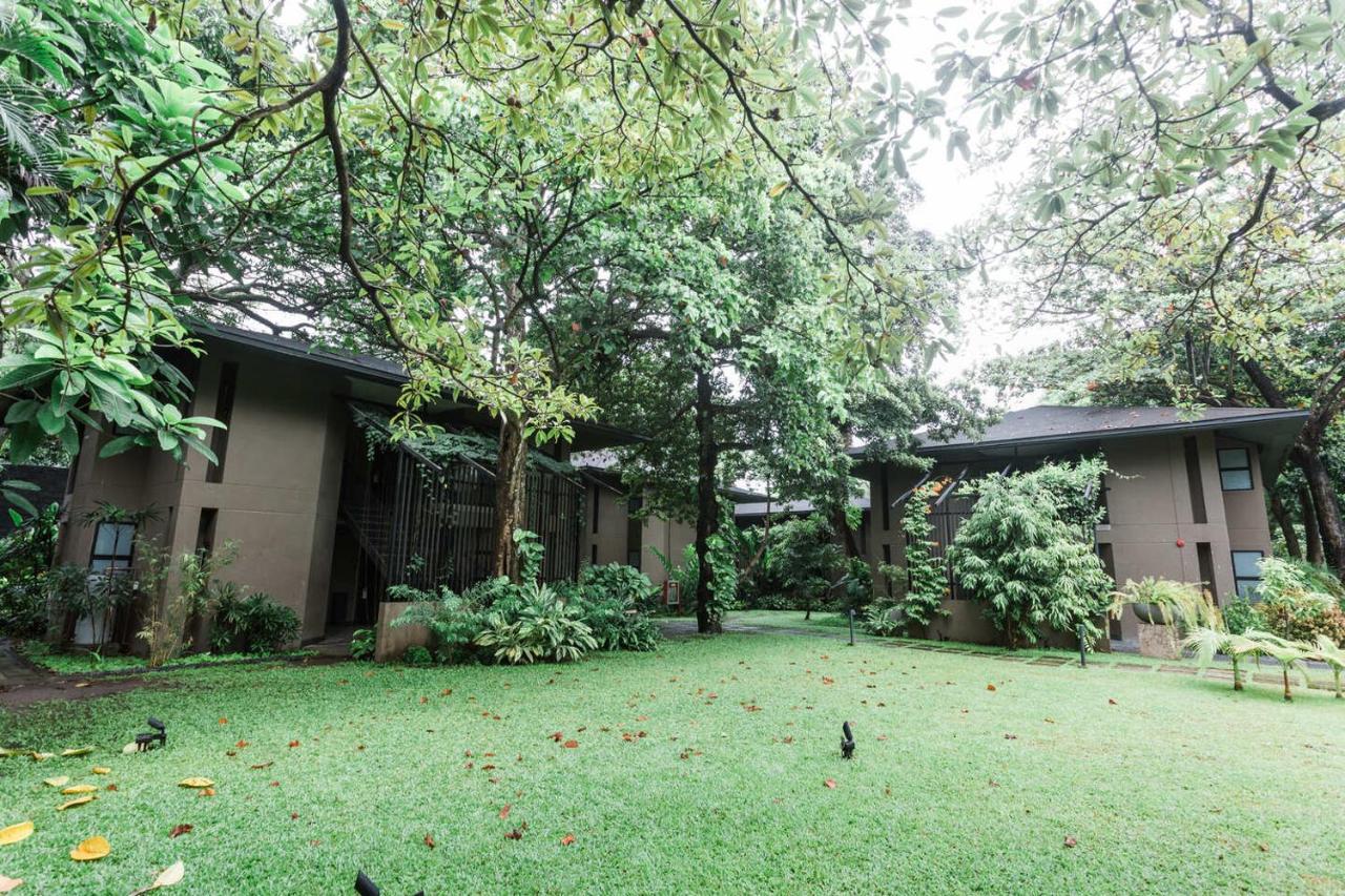 The Henry Resort Dumaguete Dumaguete City Exterior photo